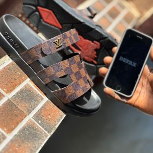 Unisex hermes footwear